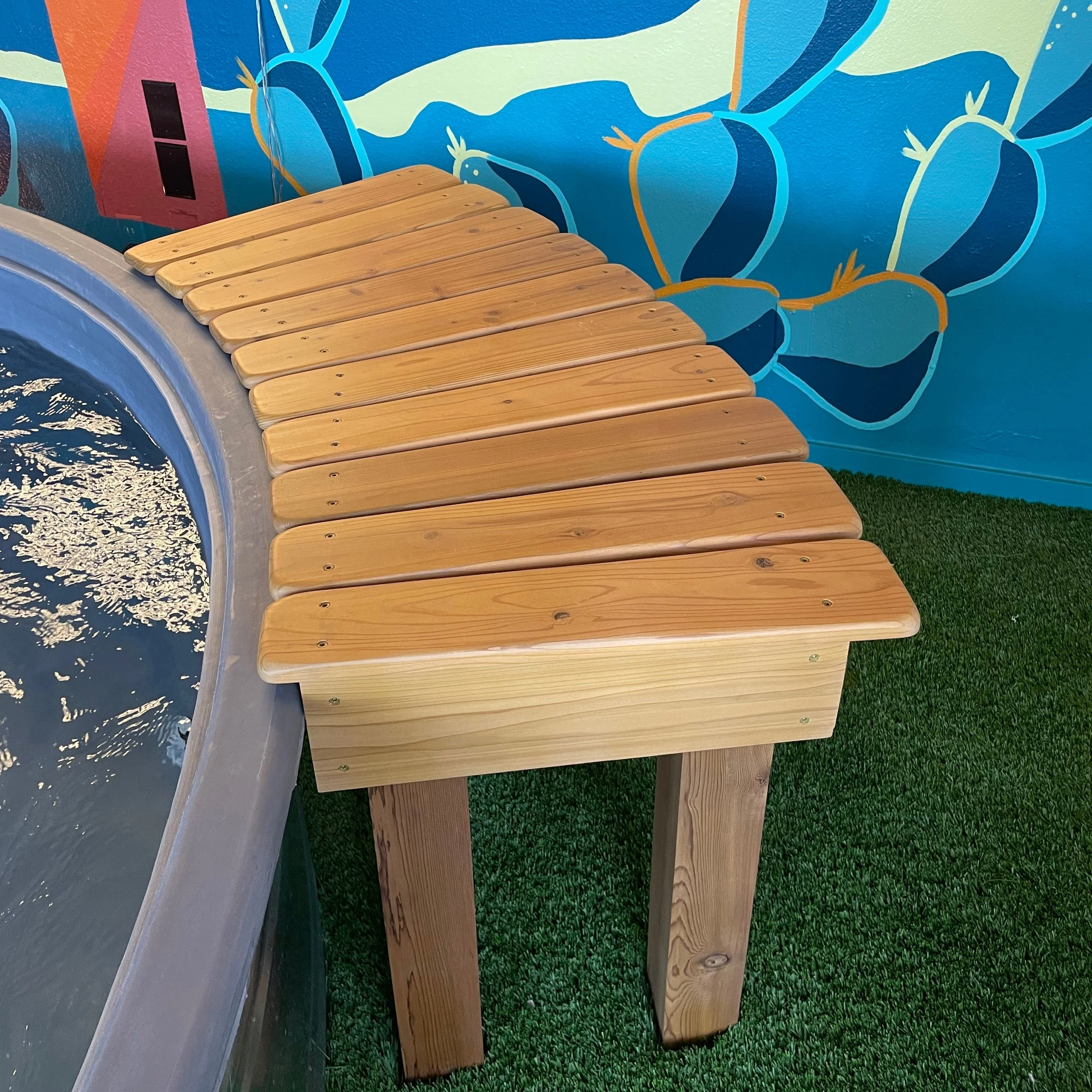 Curved Cedar Bench - Image 3