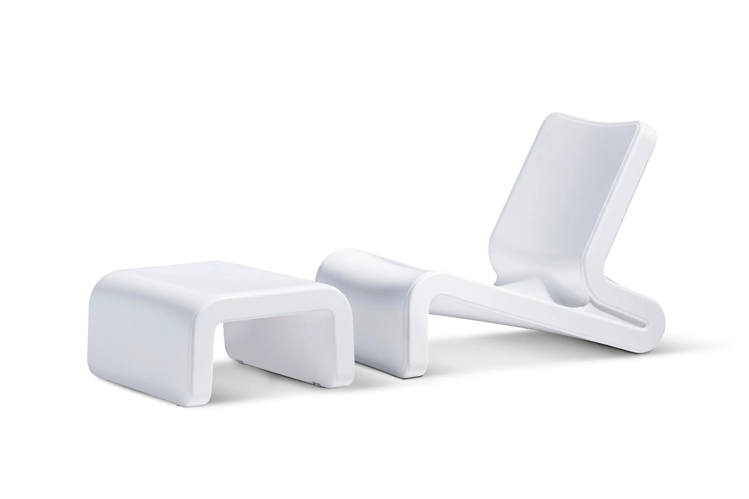 Line Lounge Chair - Image 13