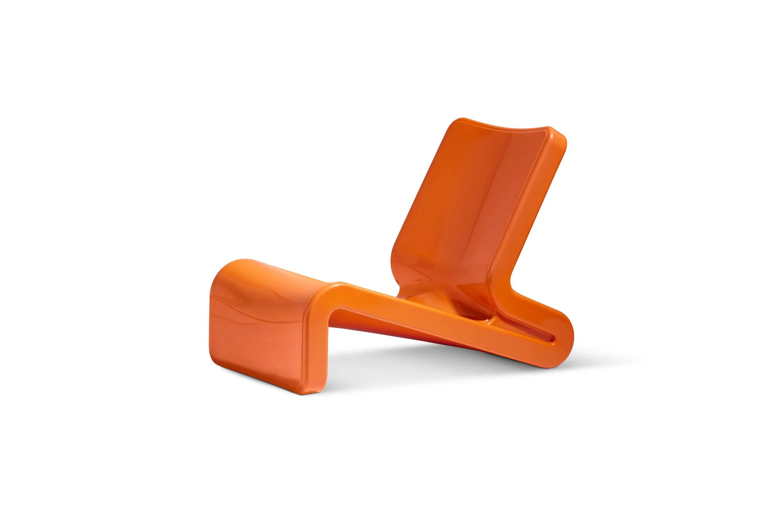 Line Lounge Chair - Image 18