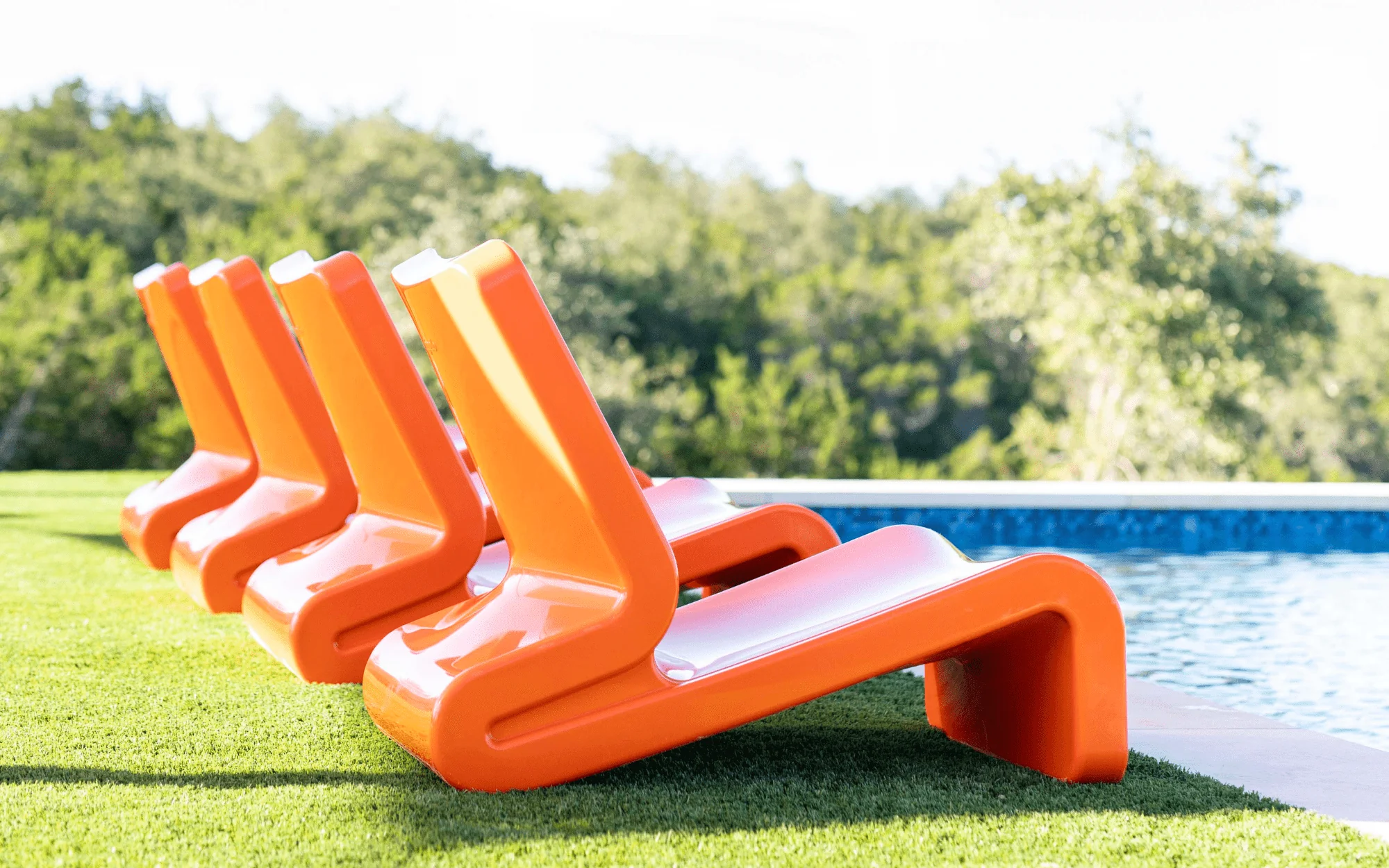 Line Lounge Chair - Image 8