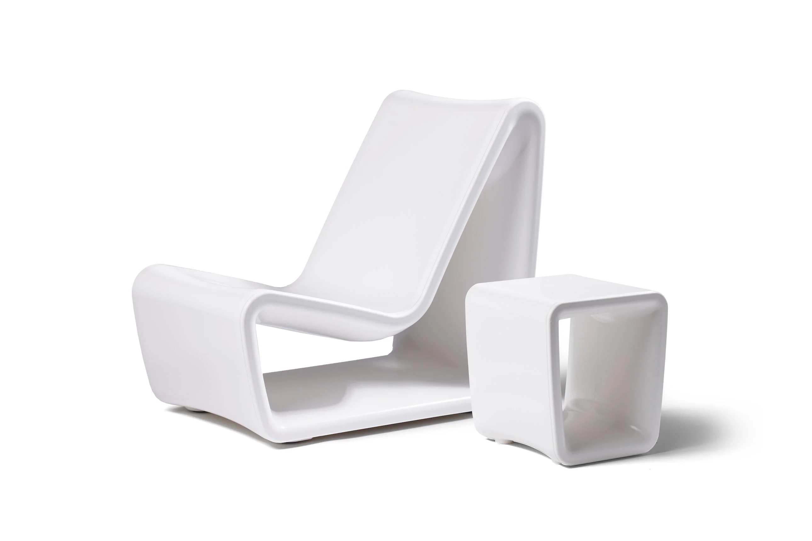 Loop Lounge Chair - Image 16